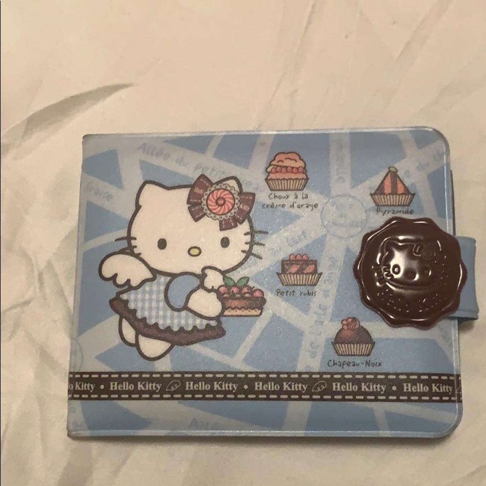 Hello kitty wallet